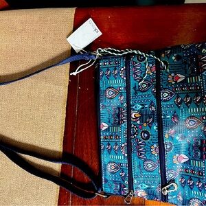 NWT grassroots cross body bag